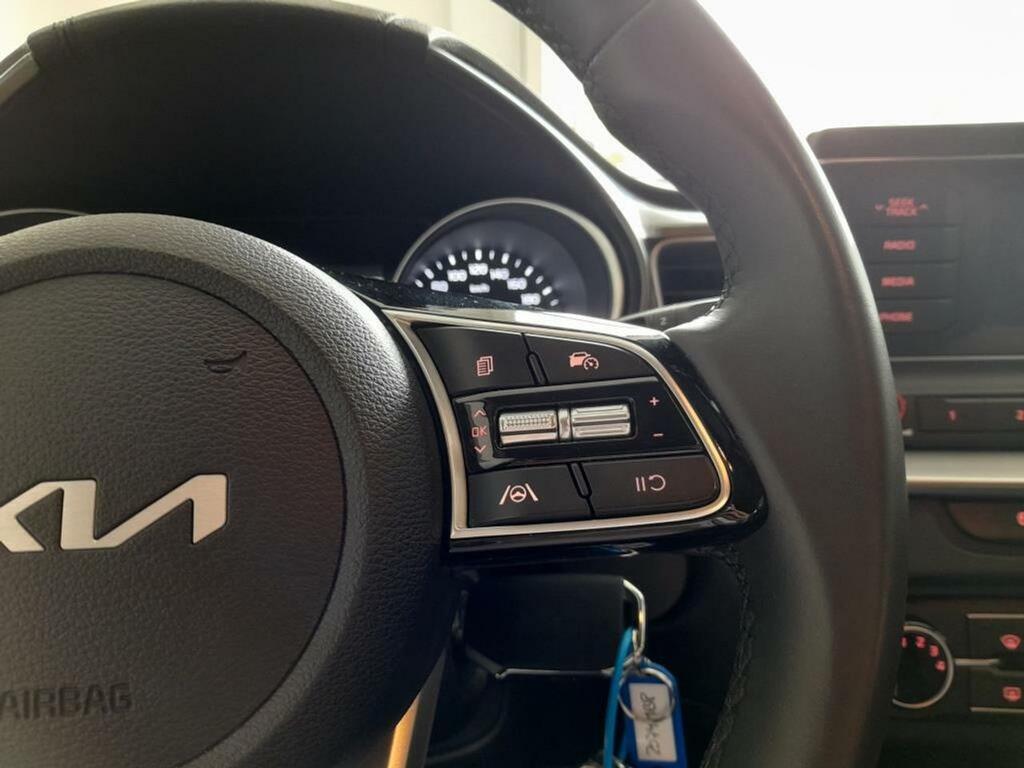 Kia Ceed 1.0 T-GDi 74kW (100CV) Concept 16
