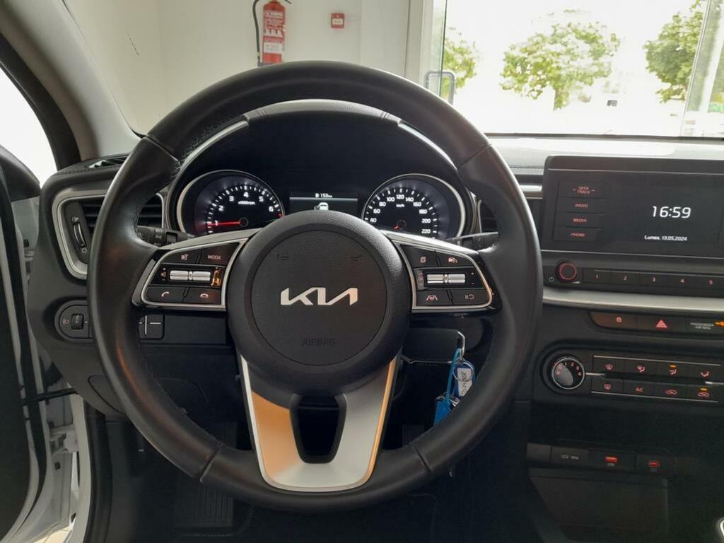 Kia Ceed 1.0 T-GDi 74kW (100CV) Concept 14
