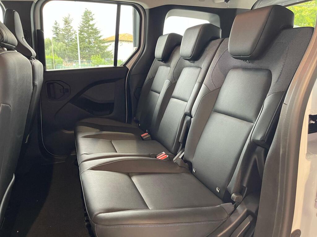 Nissan Townstar 5 plazas 45kwh 90kW L1 N-Connecta 11