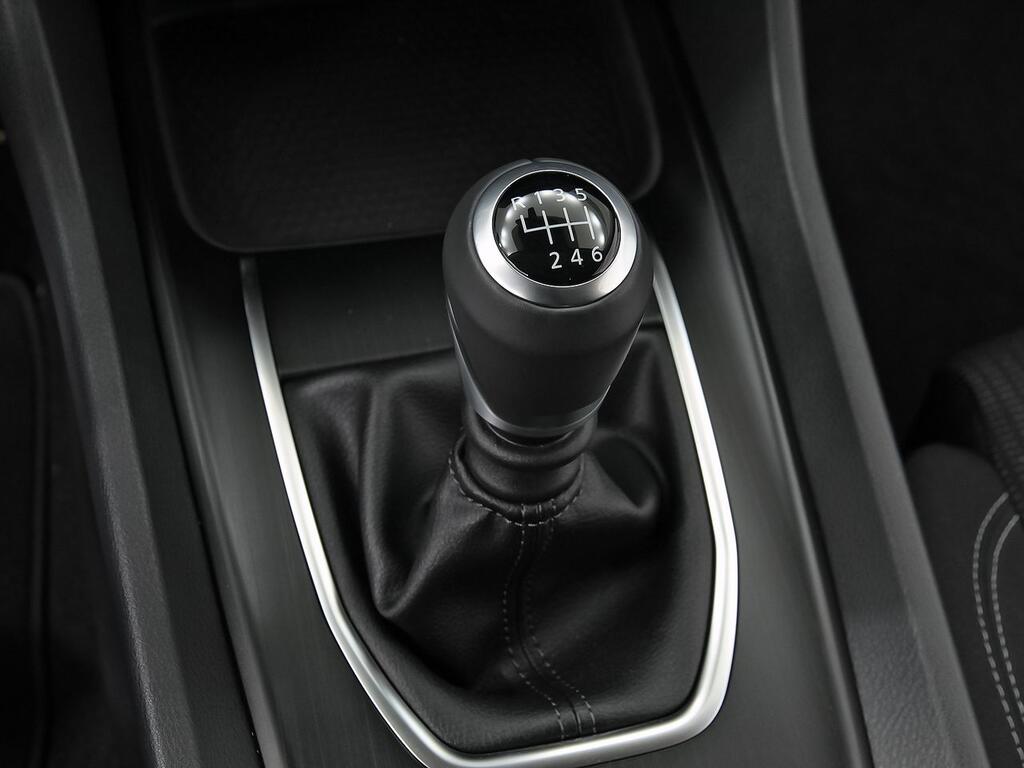 Nissan Qashqai DIG-T 103kW (140CV) mHEV 4x2 Acenta 25