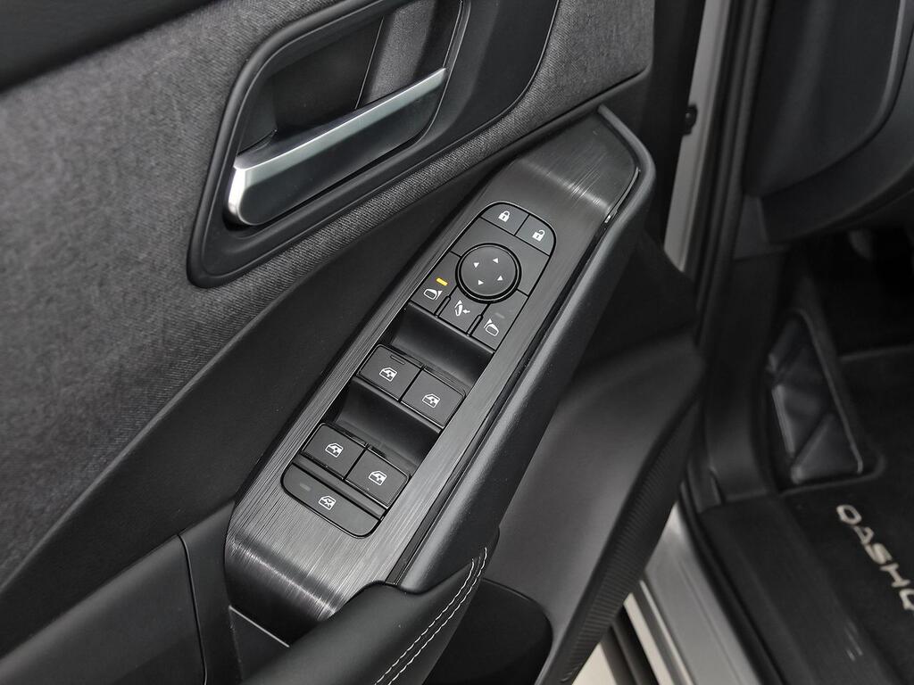 Nissan Qashqai DIG-T 103kW (140CV) mHEV 4x2 Acenta 28