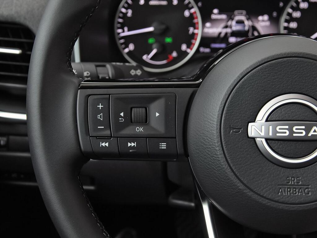 Nissan Qashqai DIG-T 103kW (140CV) mHEV 4x2 Acenta 13