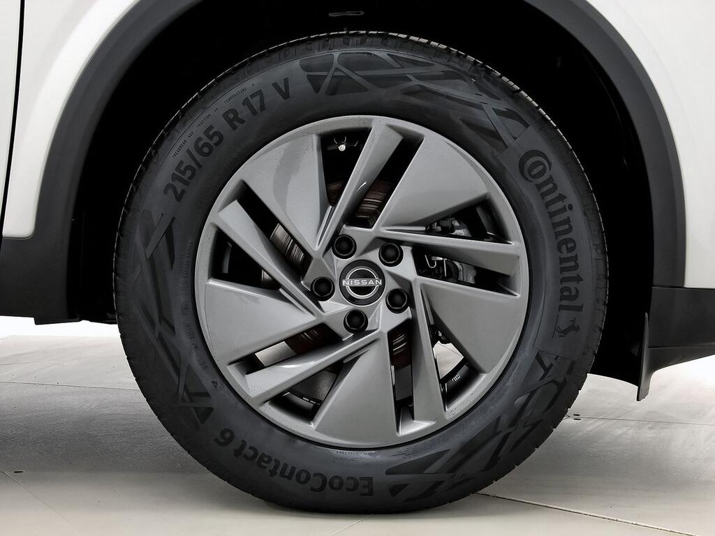 Nissan Qashqai DIG-T 103kW (140CV) mHEV 4x2 Acenta 6