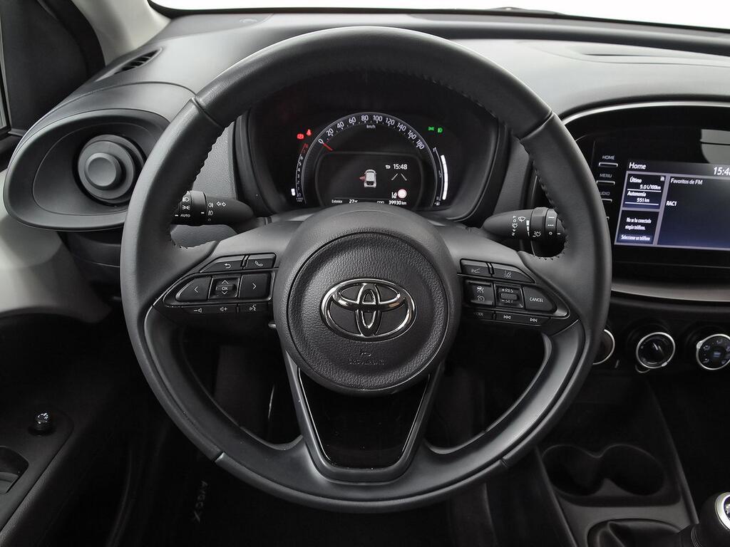 Toyota Aygo X Cross 1.0 VVT-I 72CV Play 19