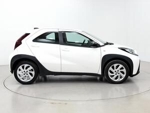 Toyota Aygo X Cross 1.0 VVT-I 72CV Play