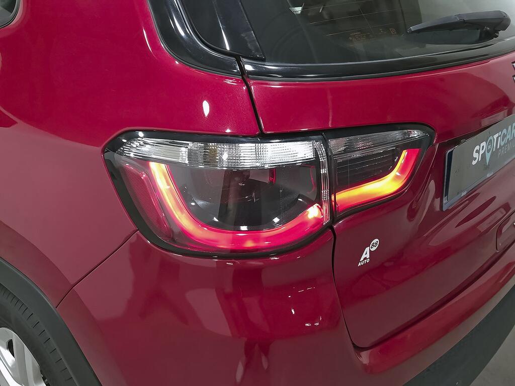 Jeep Compass 1.4 Mair 103kW Business 4x2 29