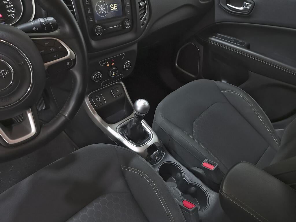 Jeep Compass 1.4 Mair 103kW Business 4x2 23