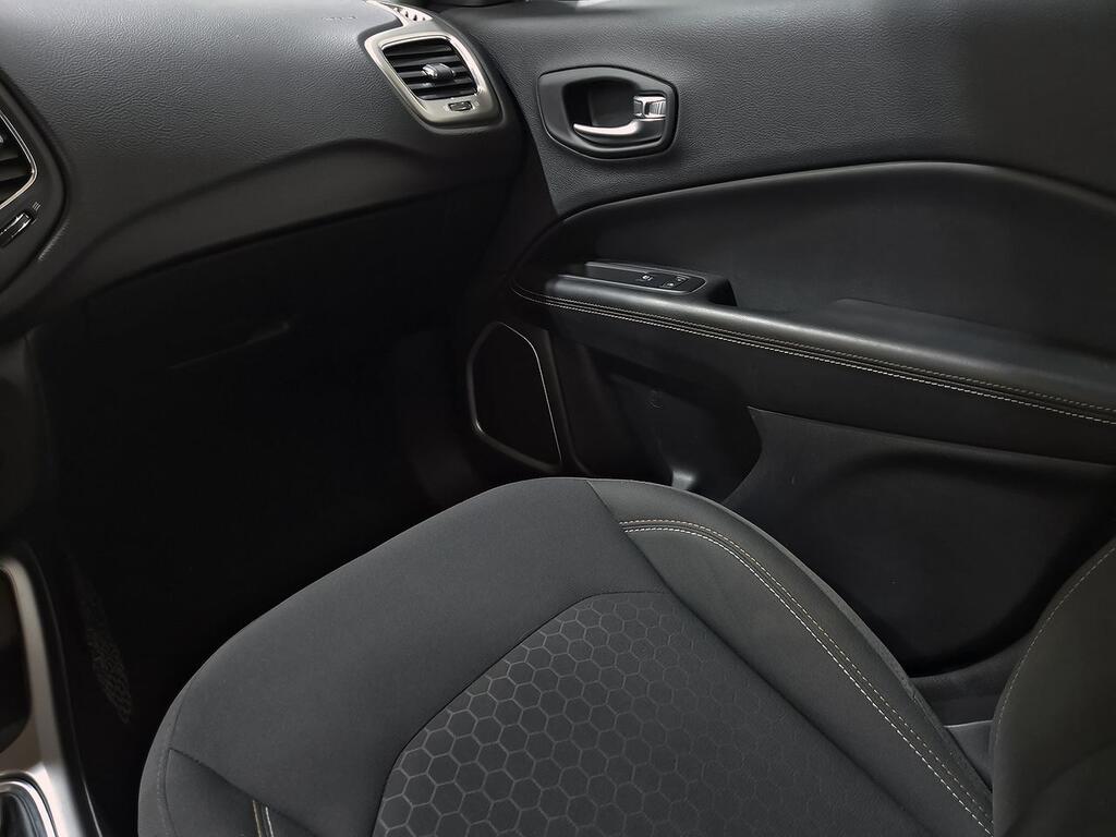 Jeep Compass 1.4 Mair 103kW Business 4x2 24