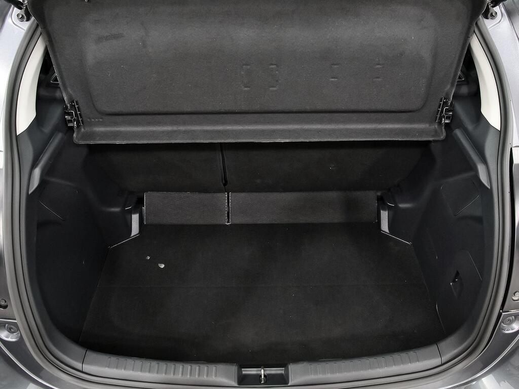 Toyota Yaris 1.5 120H Active Plus 10