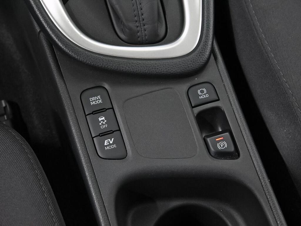 Toyota Yaris 1.5 120H Active Plus 27