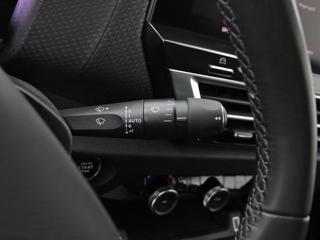 Citroën C4 PureTech 130 S&S EAT8 Shine 17