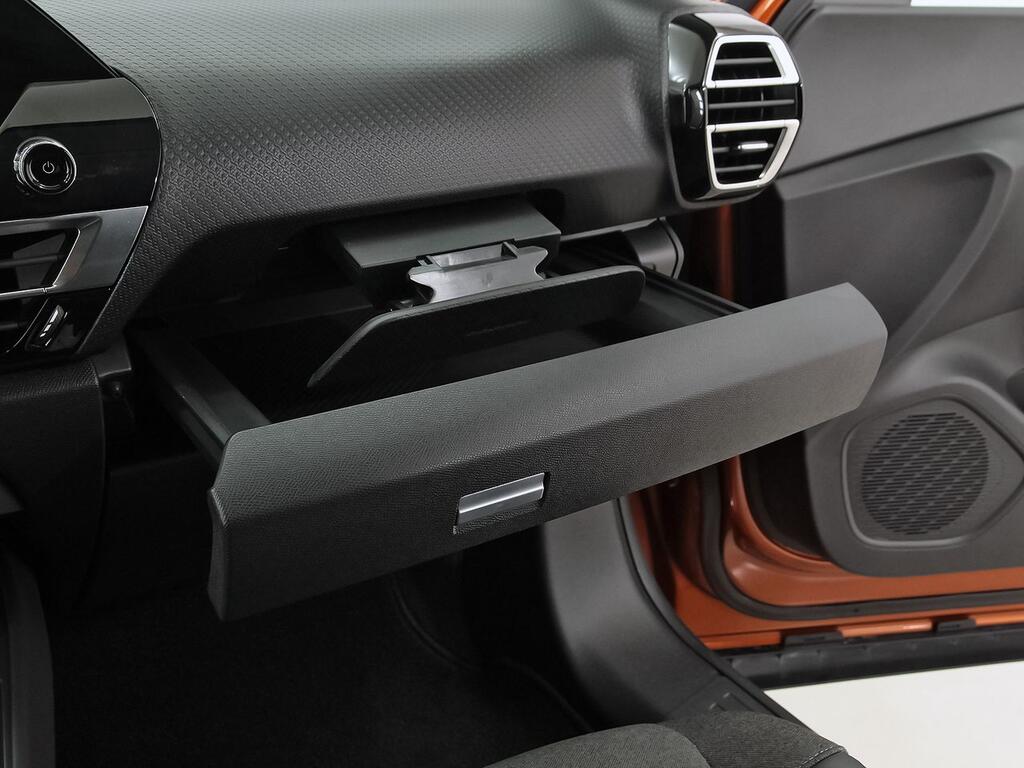 Citroën C4 PureTech 130 S&S EAT8 Shine 33