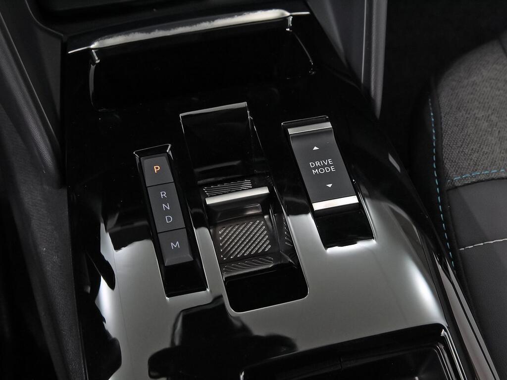 Citroën C4 PureTech 130 S&S EAT8 Shine 31