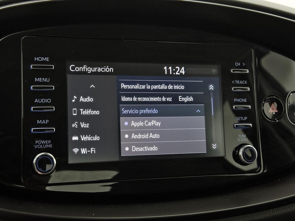 Toyota Aygo X Cross 1.0 VVT-I 72CV Play 6