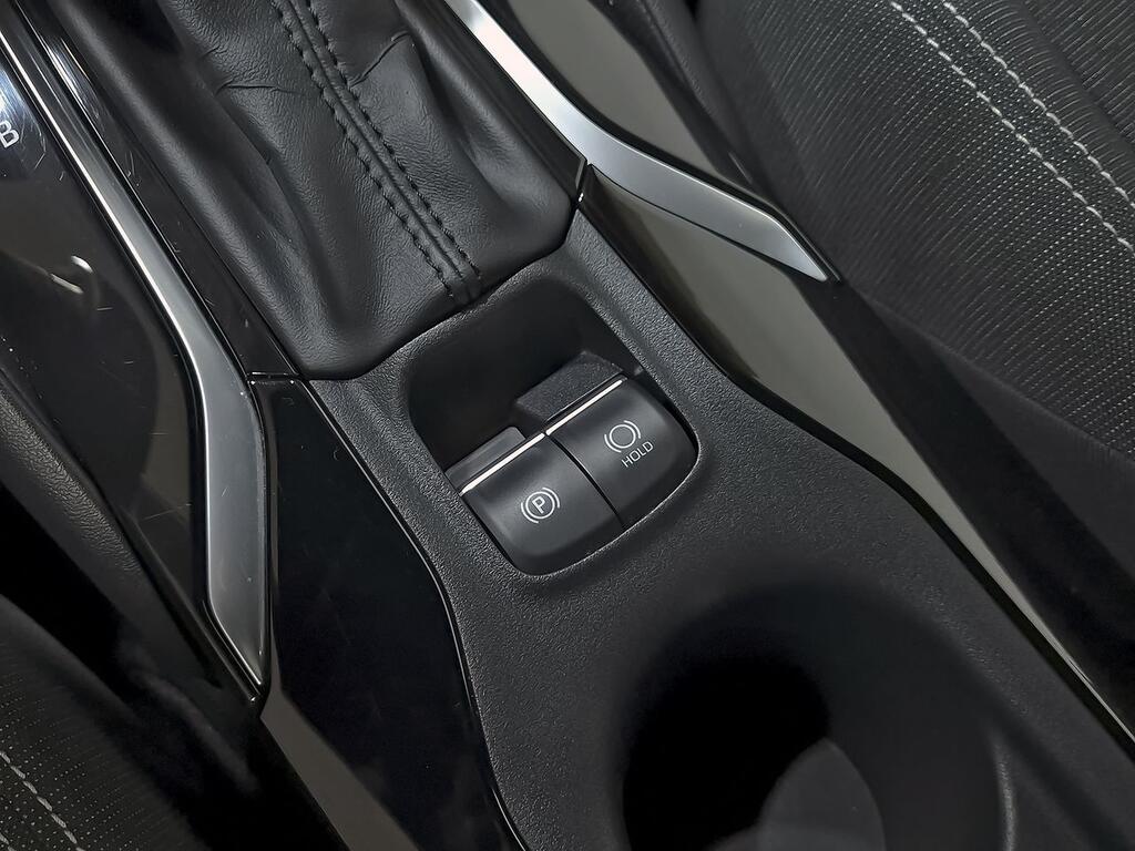 Toyota Corolla 140H Active Plus 26