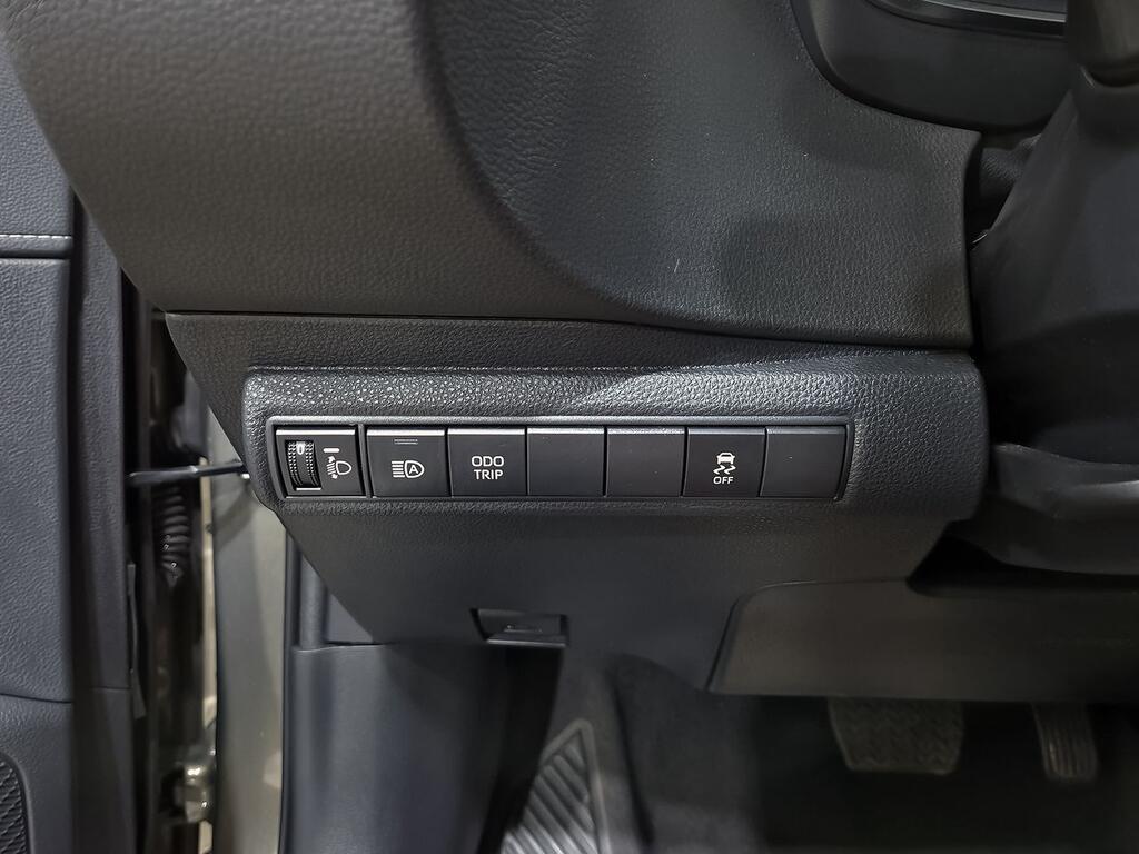 Toyota Corolla 140H Active Plus 10