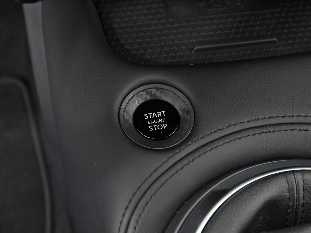 Nissan Juke DIG-T 84 kW (114 CV) 6M/T N-Connecta 30