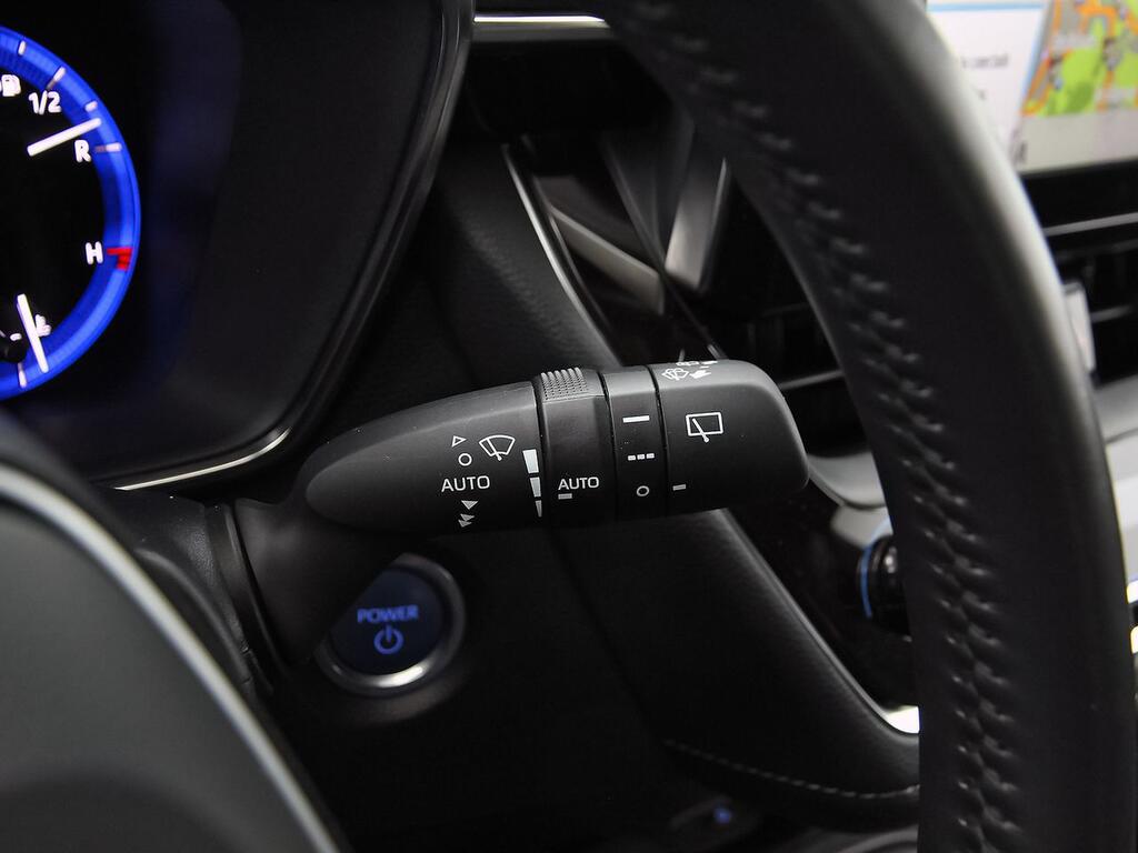 Toyota Corolla 1.8 125H BUSINESS E-CVT 15