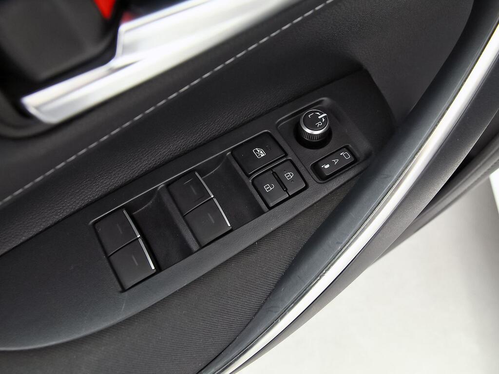 Toyota Corolla 1.8 125H BUSINESS E-CVT 12