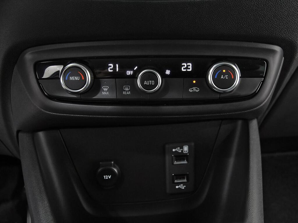 Opel CrossLand 1.2 81kW (110CV) Elegance Pack 19