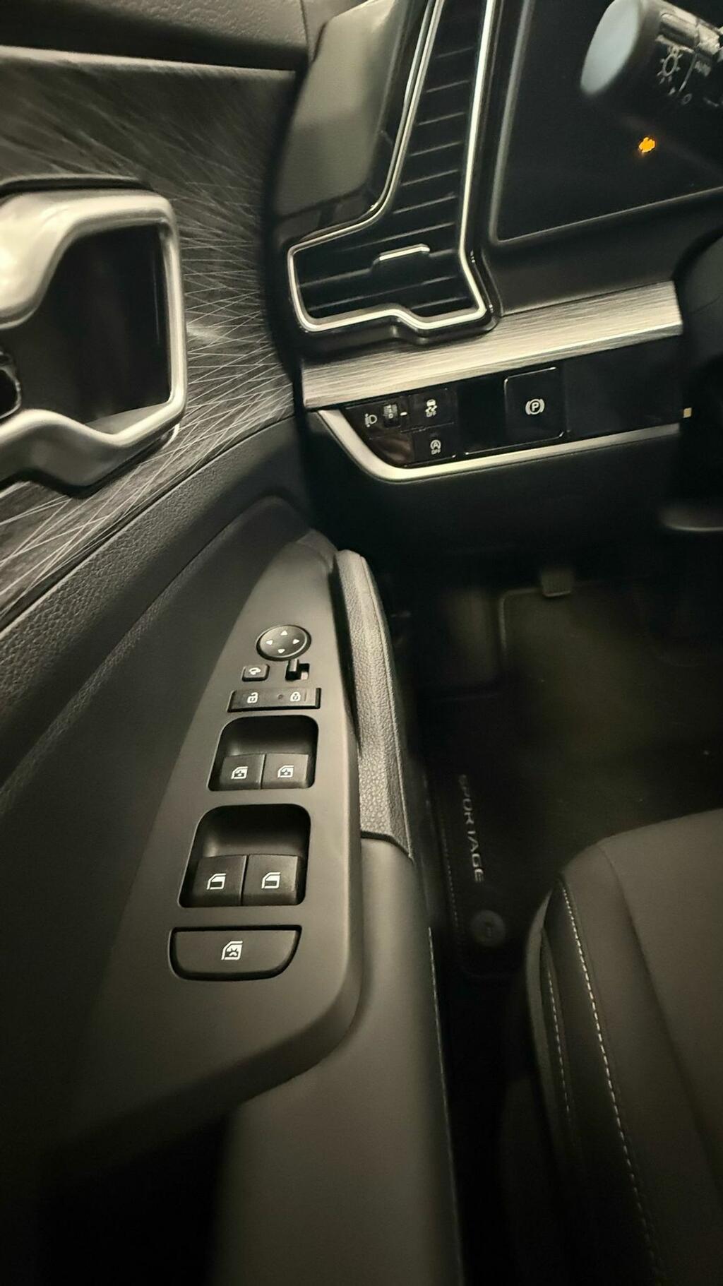 Kia Sportage 1.6 CRDi MHEV 100kW (136CV) Drive 4x2 9