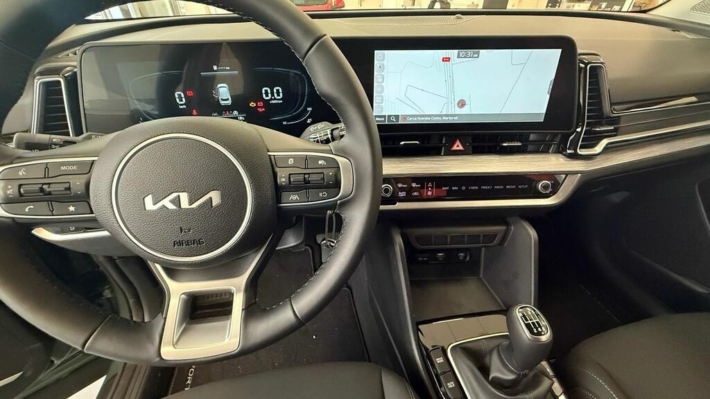 Kia Sportage 1.6 CRDi MHEV 100kW (136CV) Drive 4x2 8