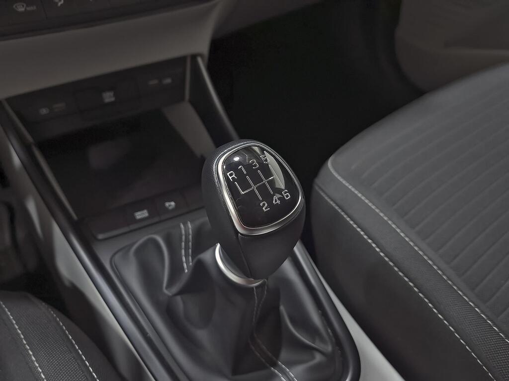 Hyundai i20 1.0 TGDI 74kW (100CV) 48V Tecno 26