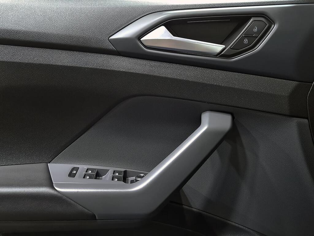 Volkswagen T-Cross Sport 1.0 TSI 81kW (110CV) 13