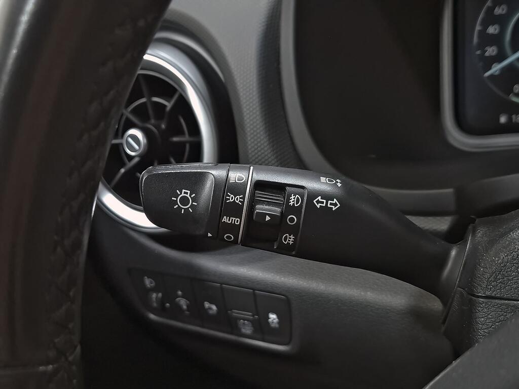 Hyundai Kona 1.6 GDI HEV Maxx DCT 14