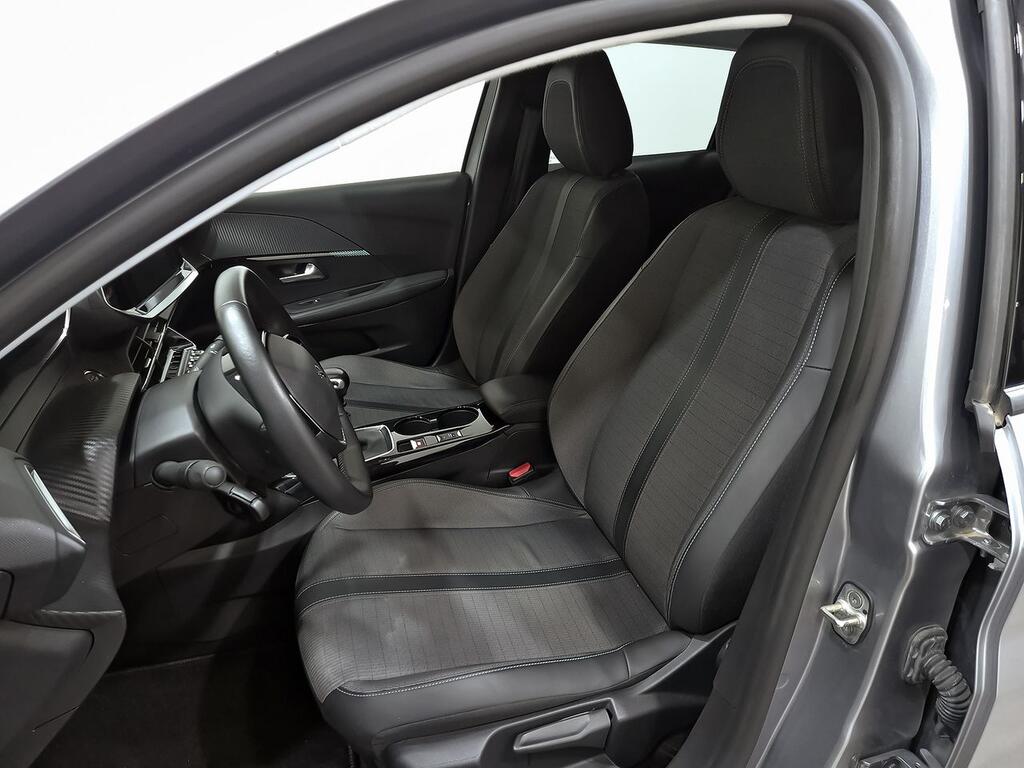 Peugeot 208 Allure Puretech 100 7