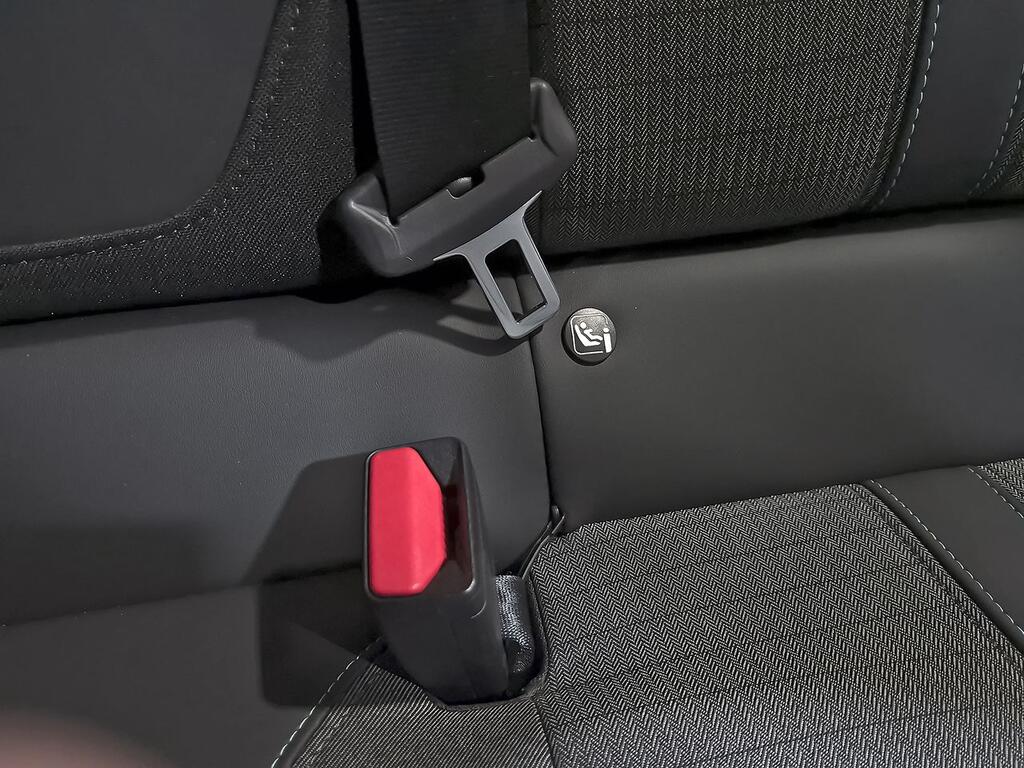 Peugeot 208 Allure Puretech 100 31