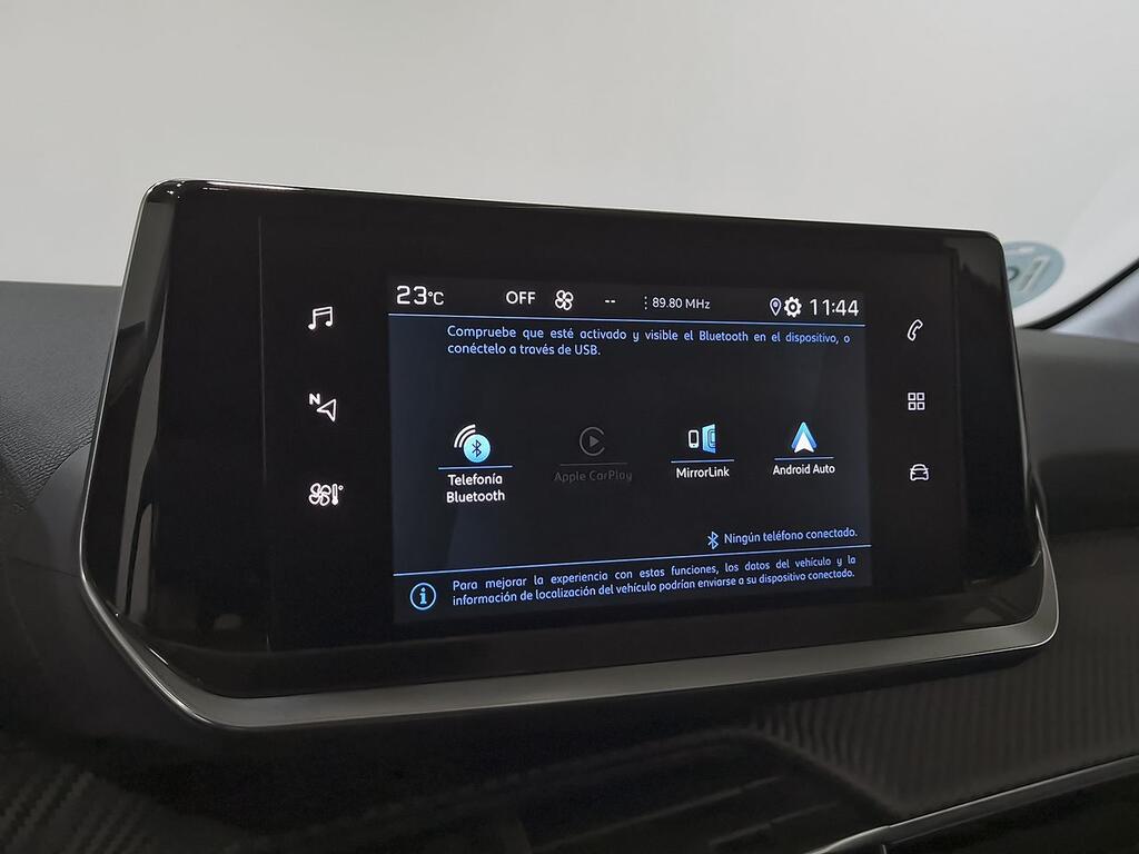 Peugeot 208 Allure Puretech 100 21