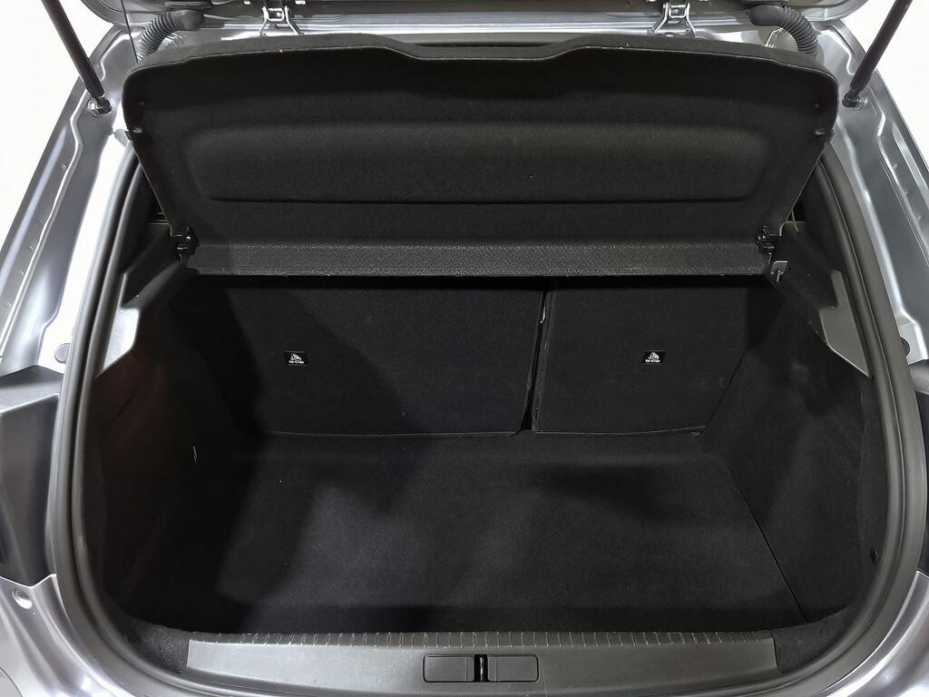 Peugeot 208 Allure Puretech 100 9