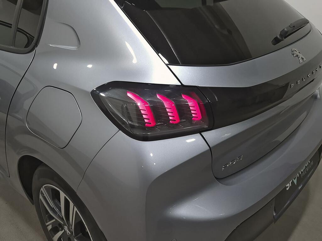 Peugeot 208 Allure Puretech 100 34