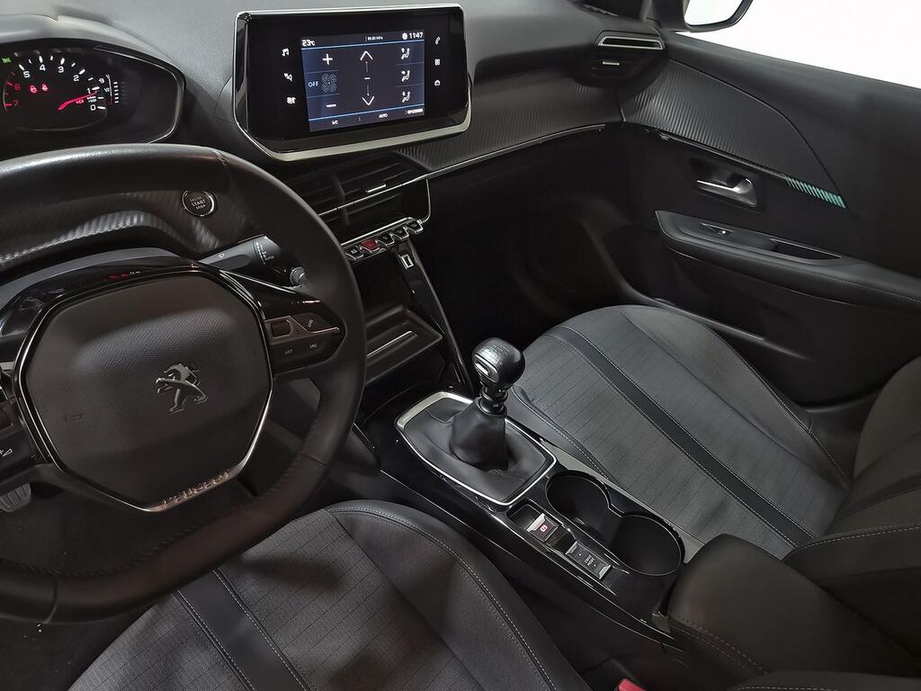 Peugeot 208 Allure Puretech 100 29