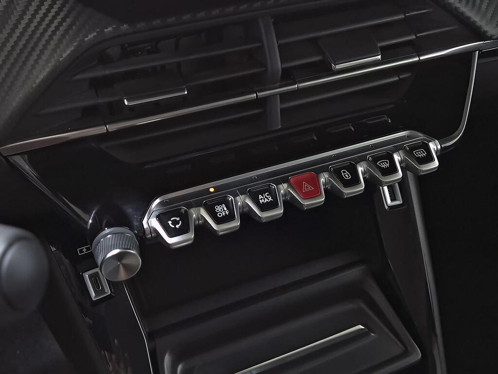 Peugeot 208 Allure Puretech 100 26