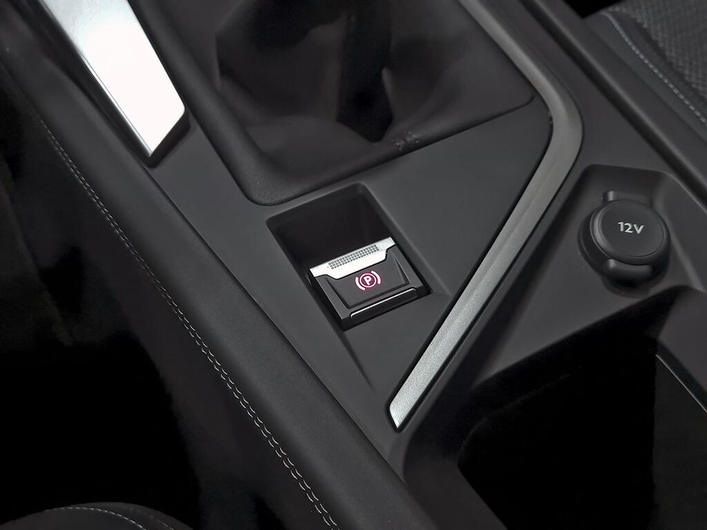 Peugeot 308 5P Allure PureTech 130 S&S MAN 30