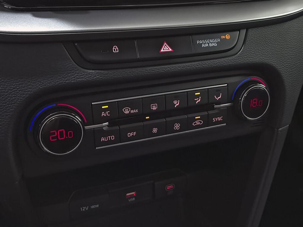 Kia Ceed 1.0 T-GDi 88kW (120CV) Drive 25