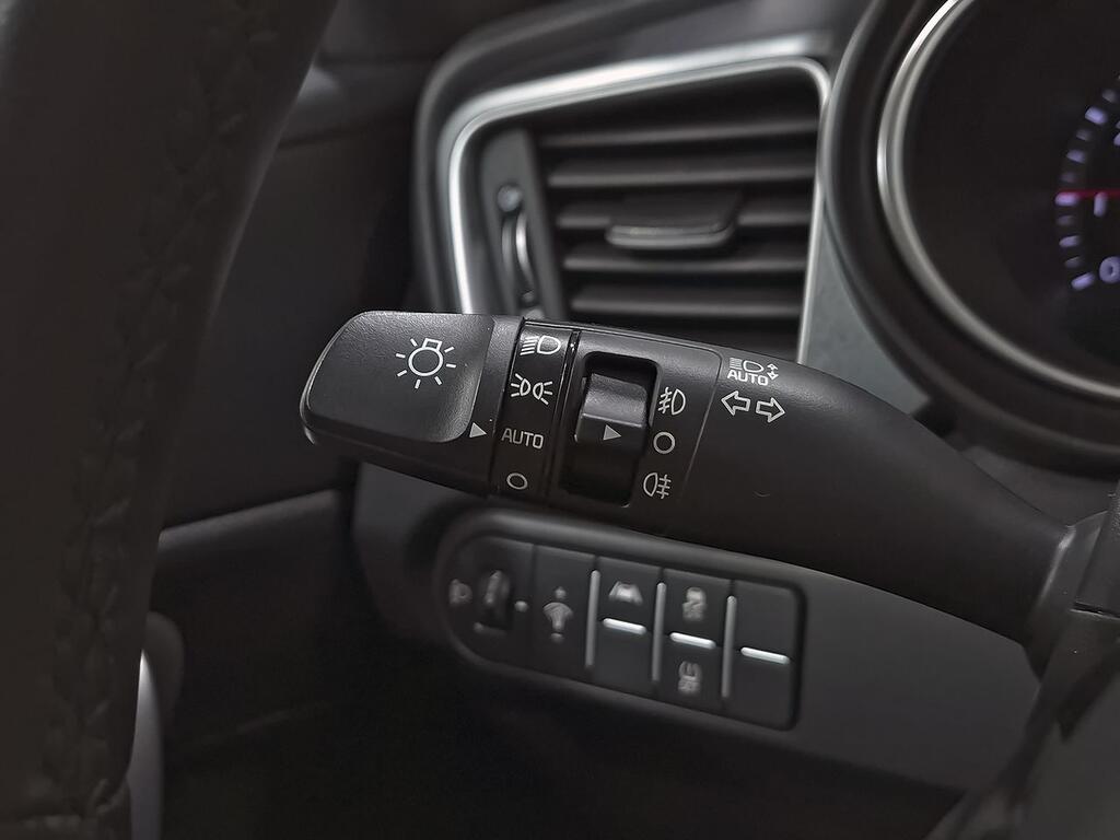 Kia Ceed 1.0 T-GDi 88kW (120CV) Drive 14