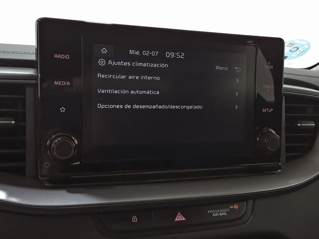 Kia Ceed 1.0 T-GDi 88kW (120CV) Drive 21