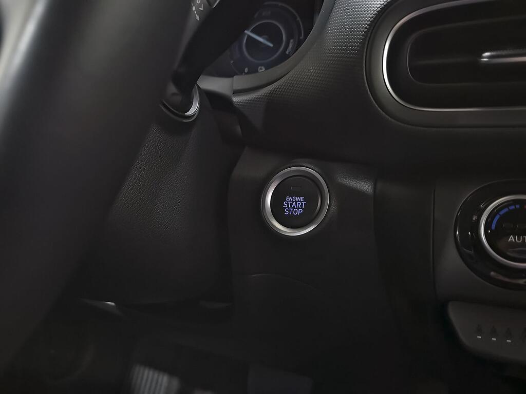 Hyundai Kona 1.6 GDI HEV Tecno 2C DCT 18