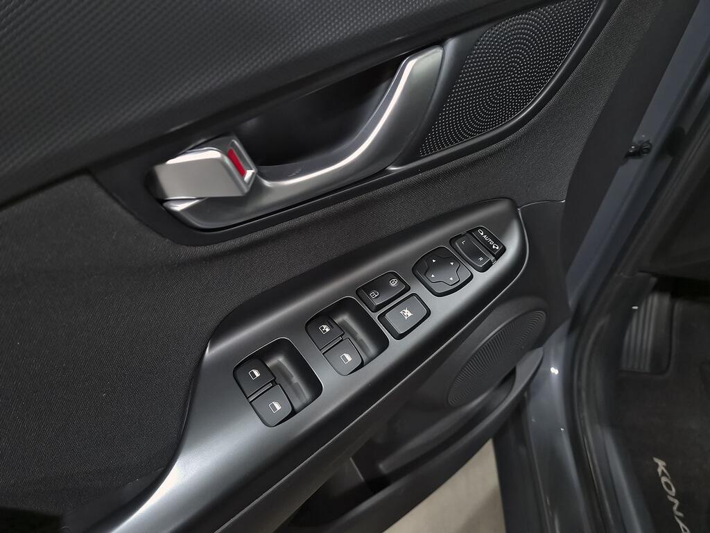 Hyundai Kona 1.6 GDI HEV Tecno 2C DCT 11