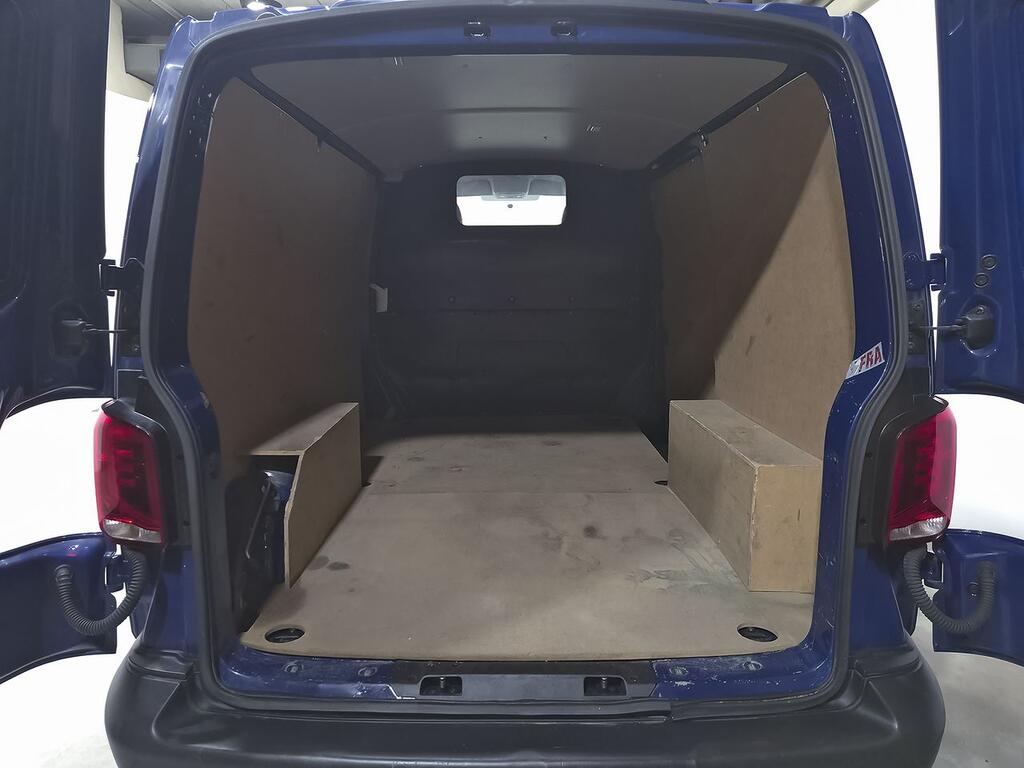 Volkswagen Transporter 2.0 TDI 110CV 2.8T SWB 4P 9