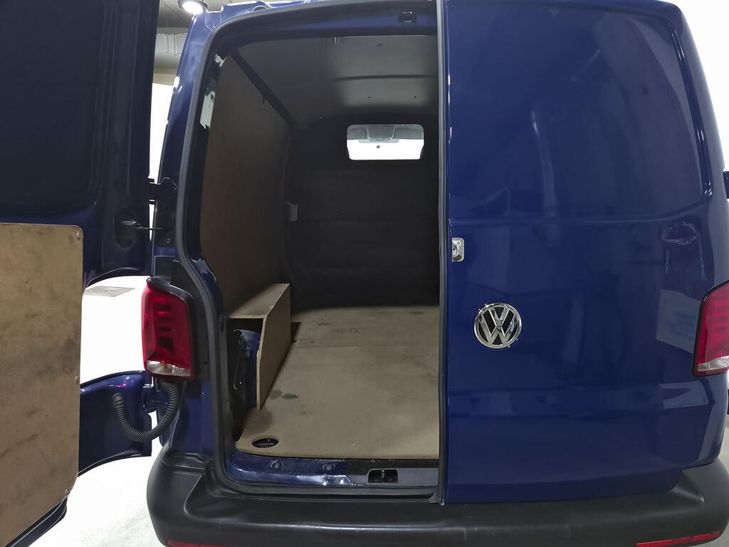 Volkswagen Transporter 2.0 TDI 110CV 2.8T SWB 4P 10
