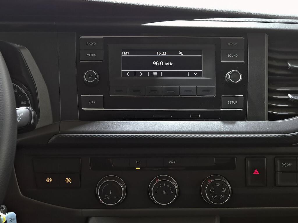 Volkswagen Transporter 2.0 TDI 110CV 2.8T SWB 4P 17