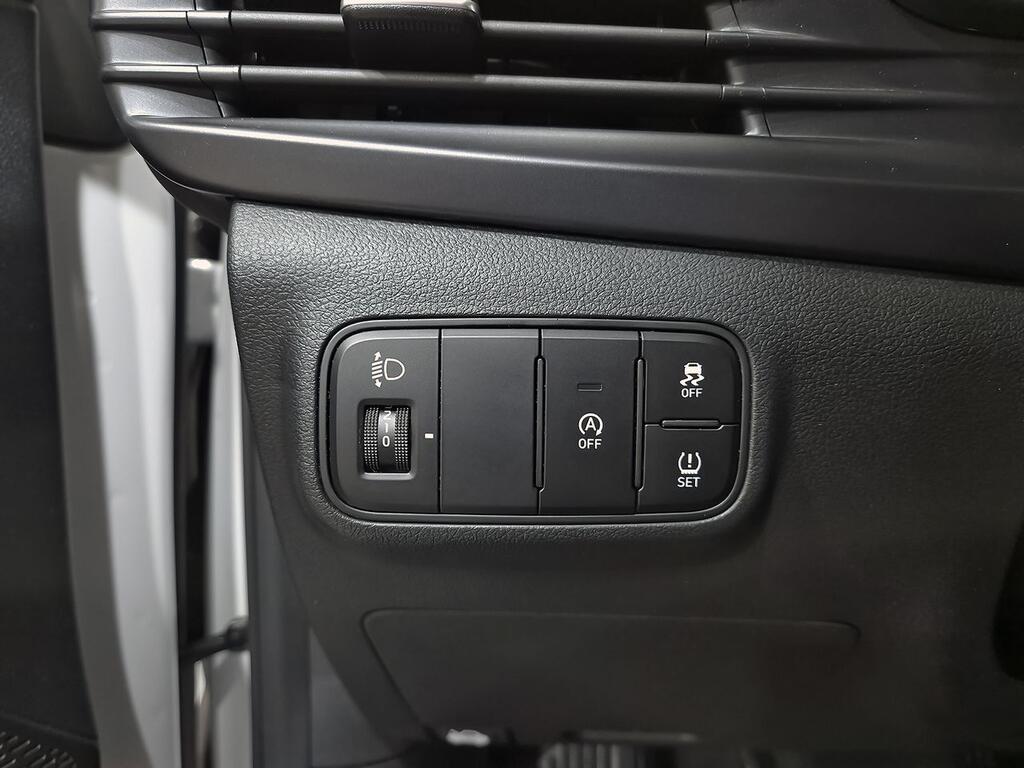 Hyundai i20 1.0 TGDI 74kW (100CV) 48V Klass 12