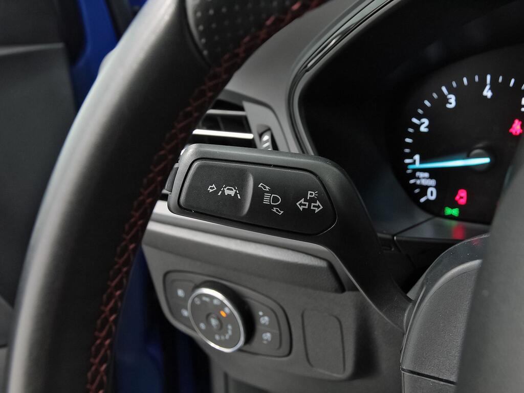 Ford Focus 1.0 Ecoboost MHEV 114kW ST-Line Auto 16