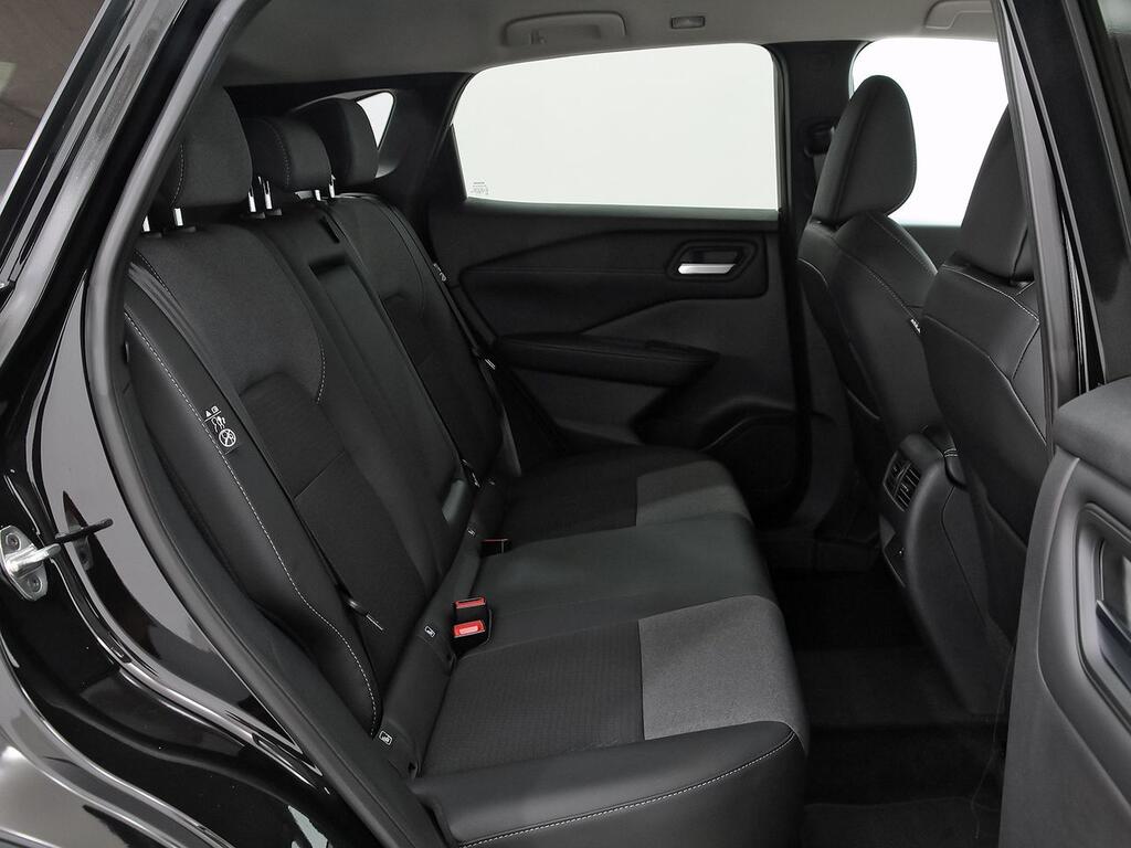 Nissan Qashqai DIG-T 116kW CVT N-Connecta 8