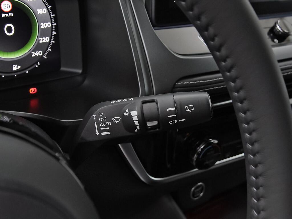 Nissan Qashqai DIG-T 116kW CVT N-Connecta 16