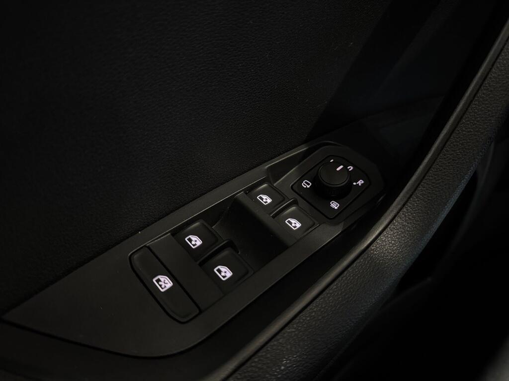 Skoda Karoq 2.0 TDI 85kW (115CV) Ambition 17